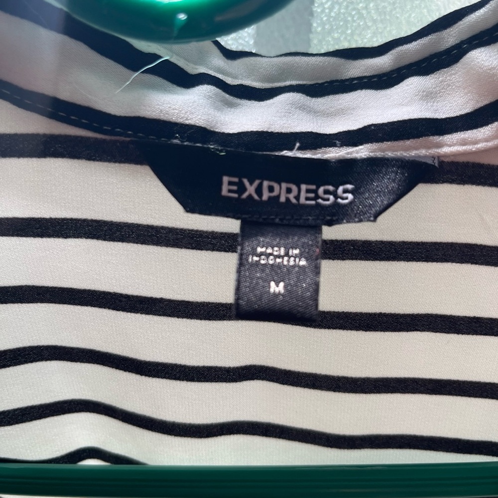 Black And White Button Up Tunic. - image 3